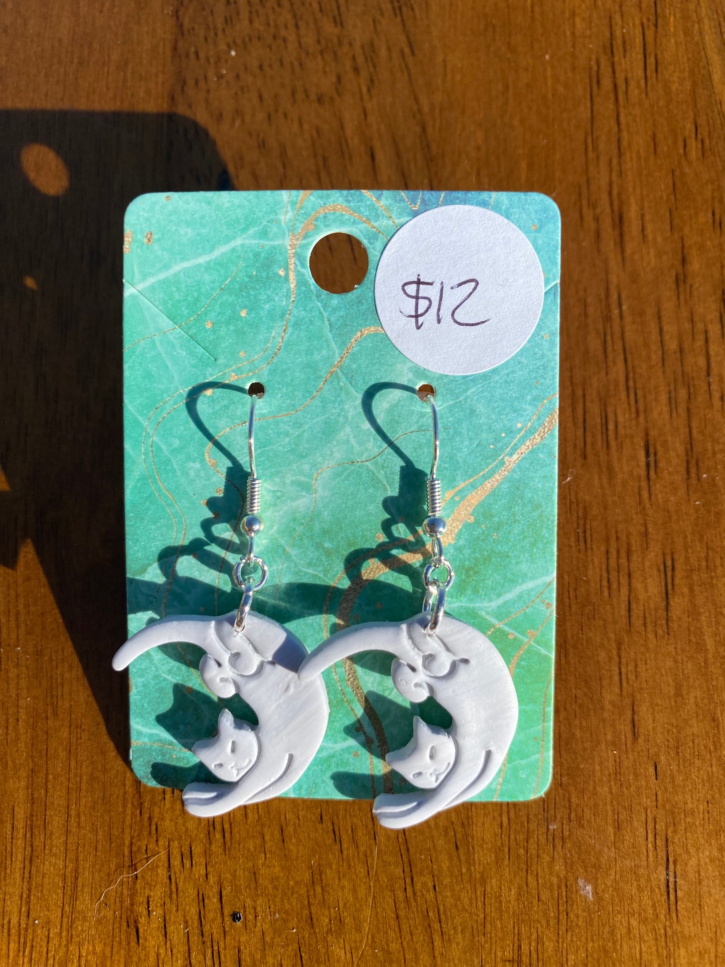 Kitty Crescent Moon Earrings (Variation 2)