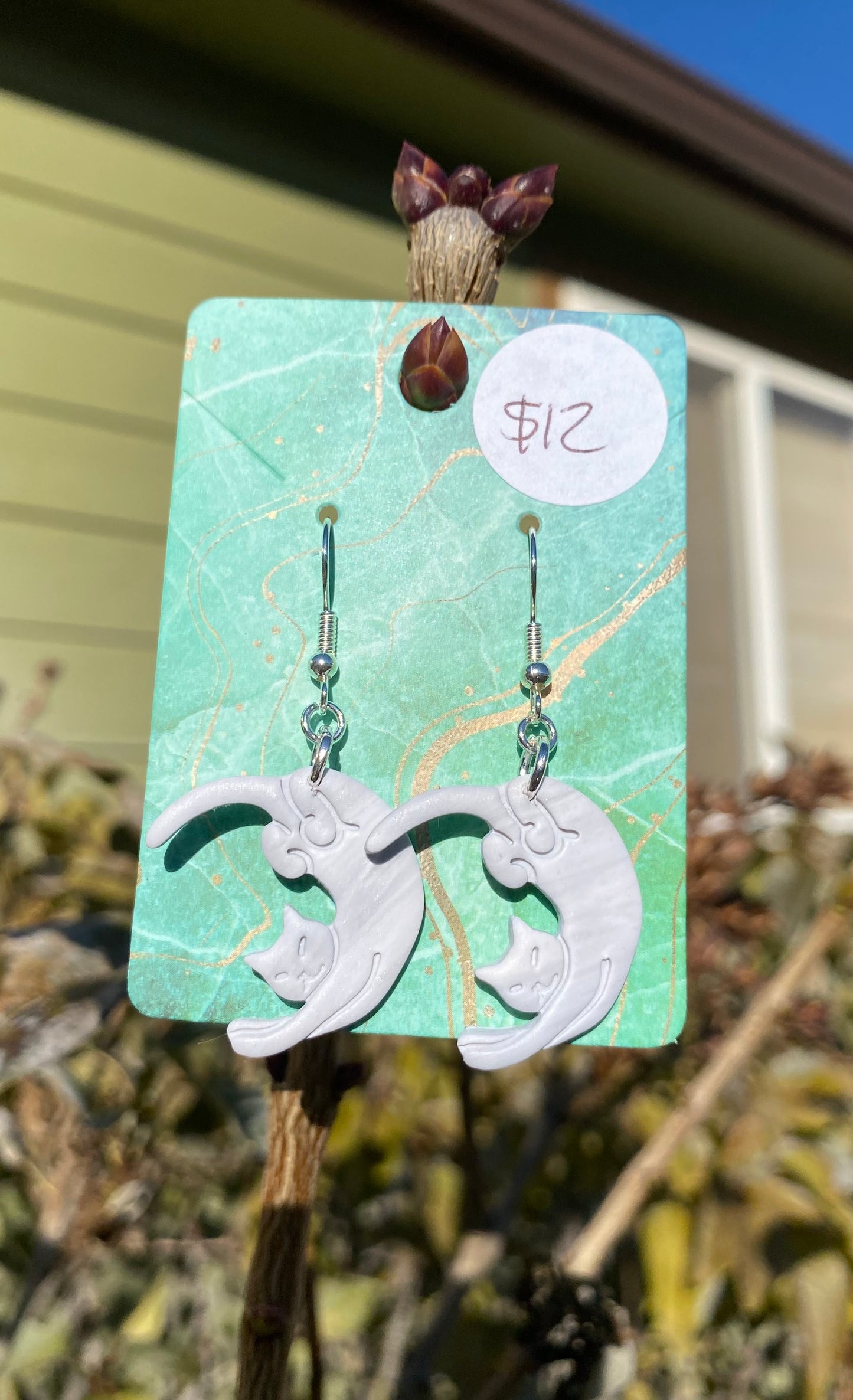 Kitty Crescent Moon Earrings (Variation 2)