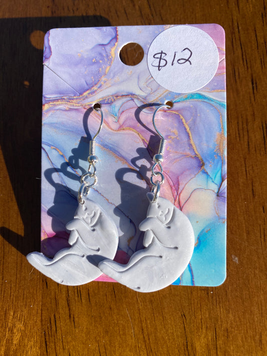 Kitty Crescent Moon Earrings (Variation 3)